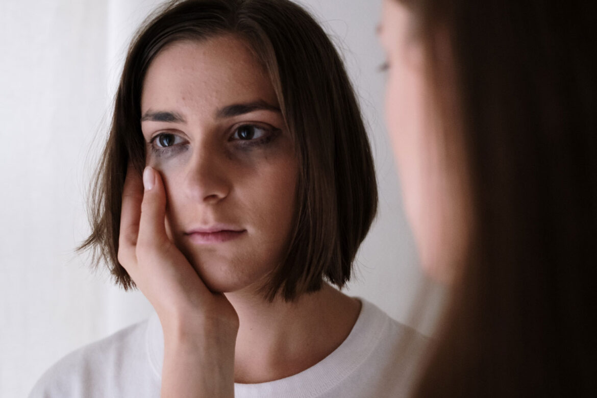Therapist provides understanding care to a person experiencing psychosis.